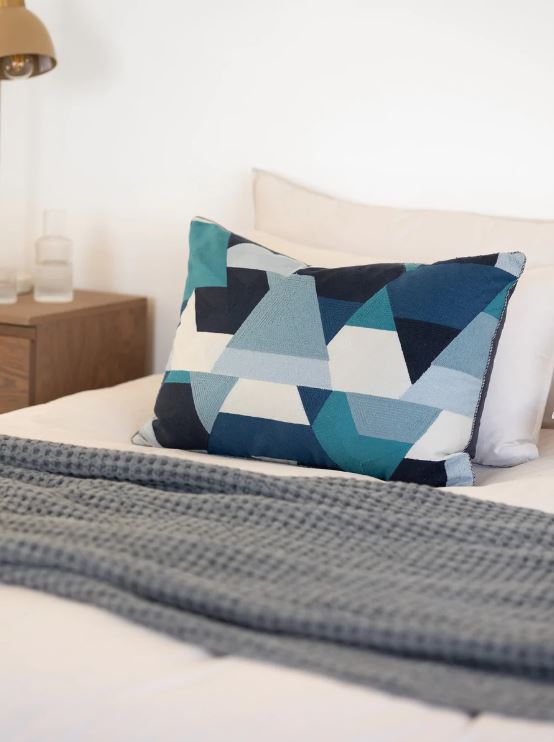 Popova Single Scatter in Midnight - Out of Stock Custom Order