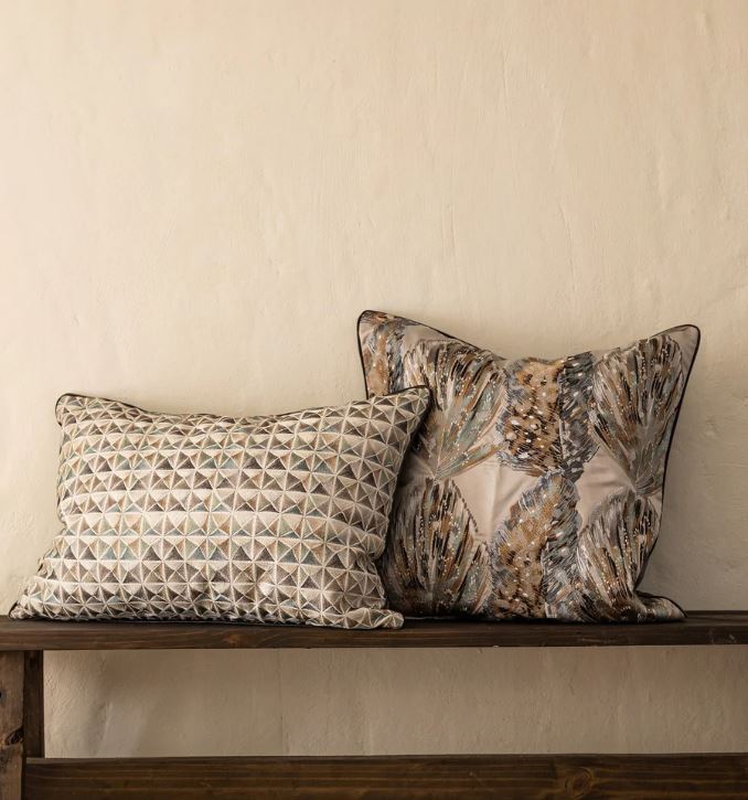 Jester Single Scatter in Dawn - Out of Stock Custom Order