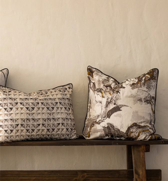 Jester Single Scatter in Diamond - Out of Stock Custom Order