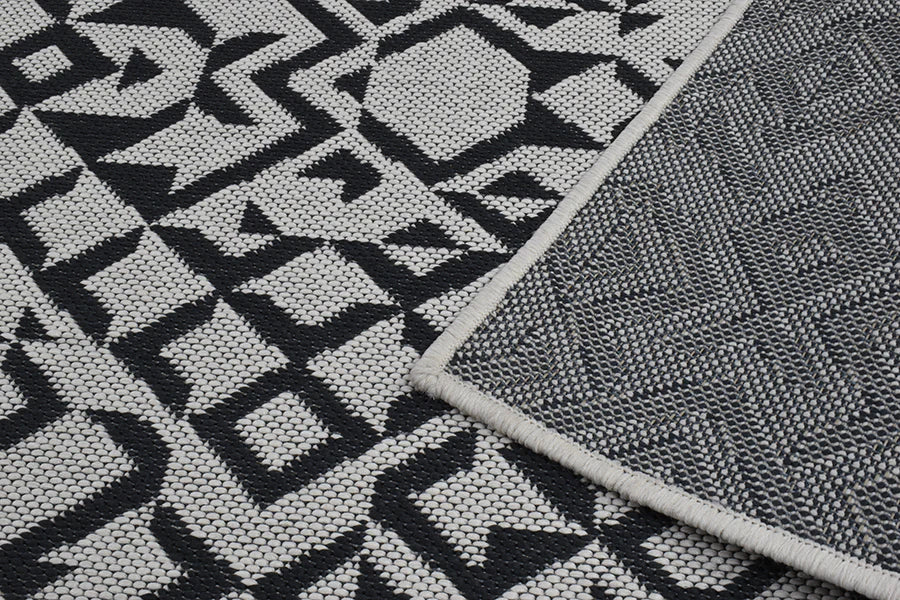 KAYDEN WHITE WITH BLACK Rug & Runner