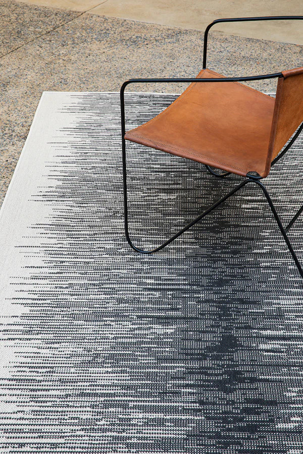 PULSE WHITE WITH GREY Rug & Runner